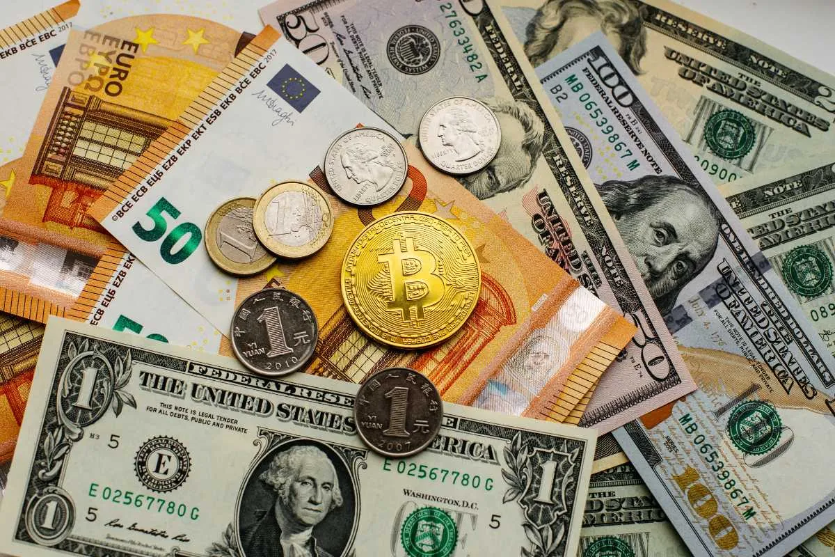 The-Silent-Currency_-Building-Brand-Equity-in-a-Distracted-Digital-World